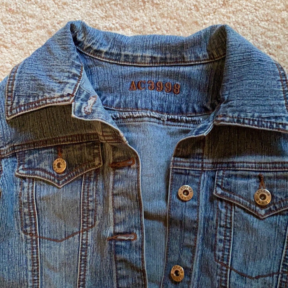 Jean jacket - Picture 2 of 2